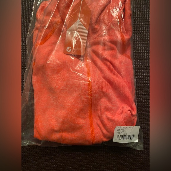 Oiselle Flyte Zip Up Long Sleeve Running Training Top
Size XS (0, 2) in Snap - Picture 3 of 8